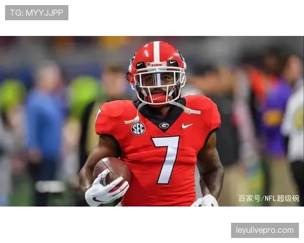 球探报告指出：本届新秀在阅读防守与传球时机选择上普遍存在不足